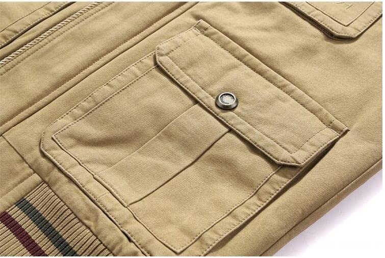 Men’s Hooded Multi-Pocket Fleece Vest